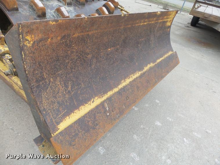 image for item DA7440 1988 Caterpillar CP-323 single drum vibratory roller