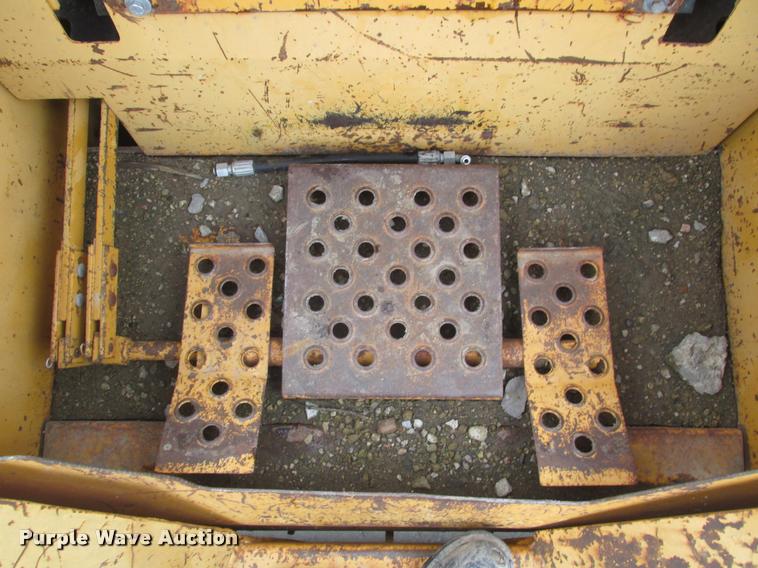 image for item DA7441 Hydramac 2650D skid steer