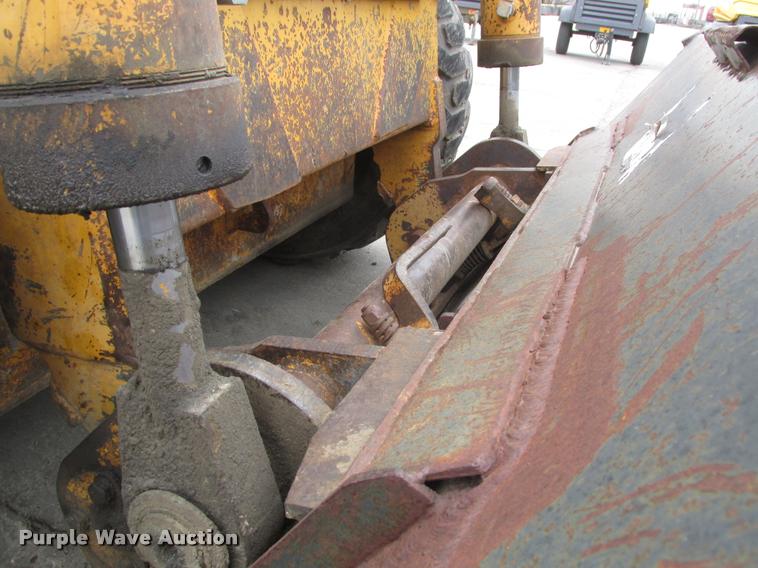 image for item DA7441 Hydramac 2650D skid steer