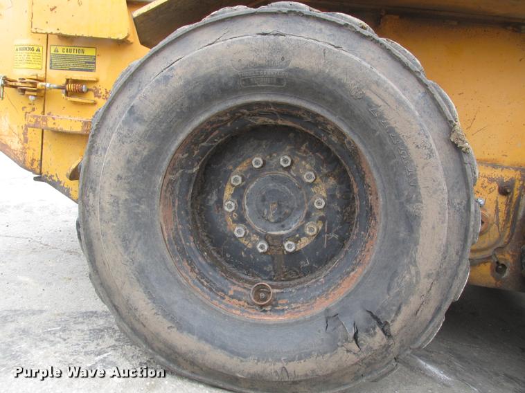 image for item DA7441 Hydramac 2650D skid steer