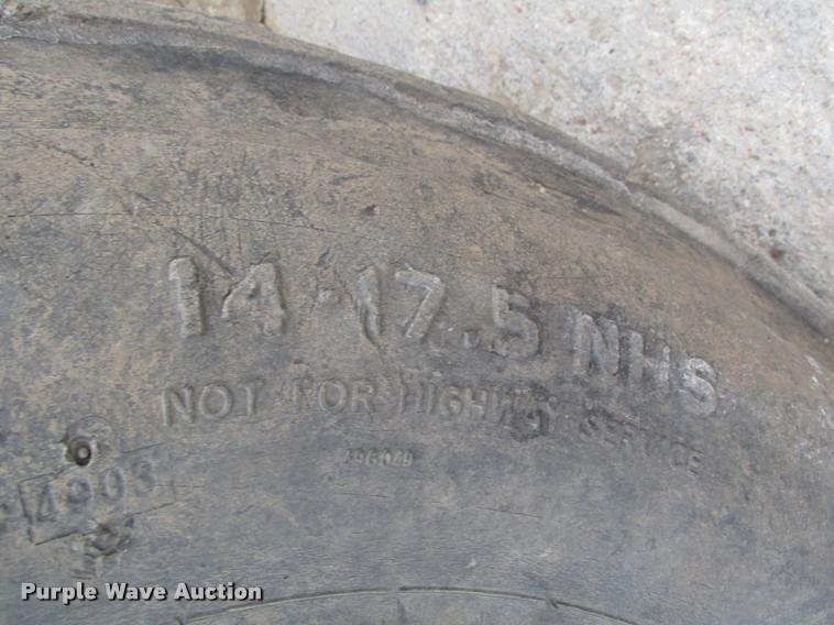 image for item DA7441 Hydramac 2650D skid steer