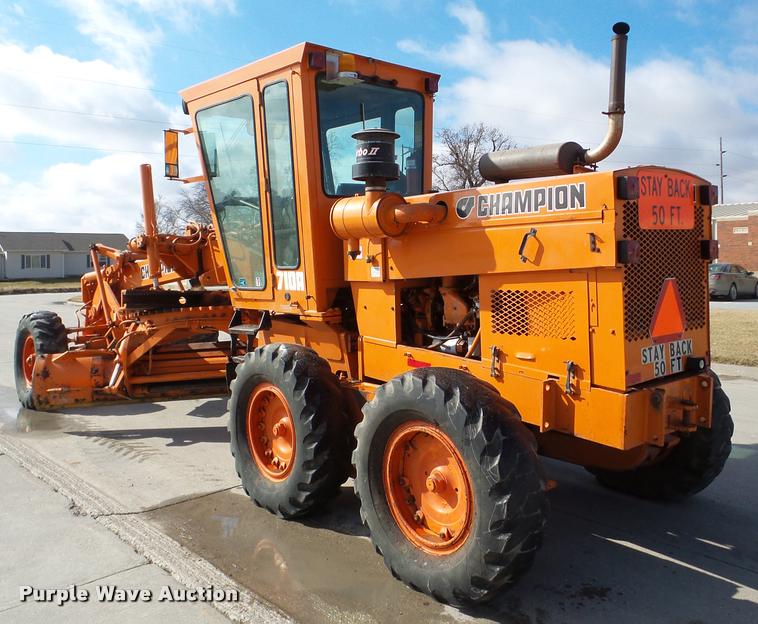image for item DA7444 1981 Champion 710A motor grader