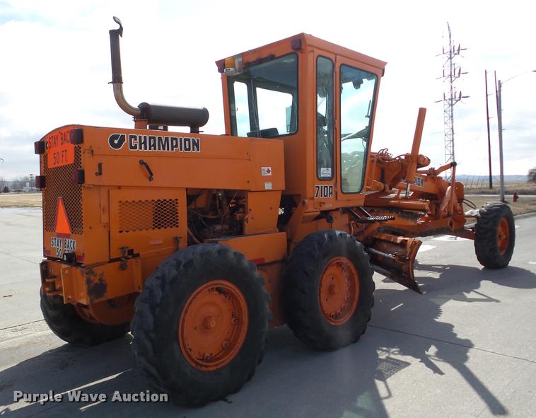 image for item DA7444 1981 Champion 710A motor grader