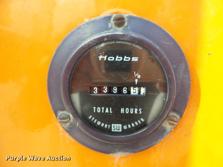 image for item DA7444 1981 Champion 710A motor grader