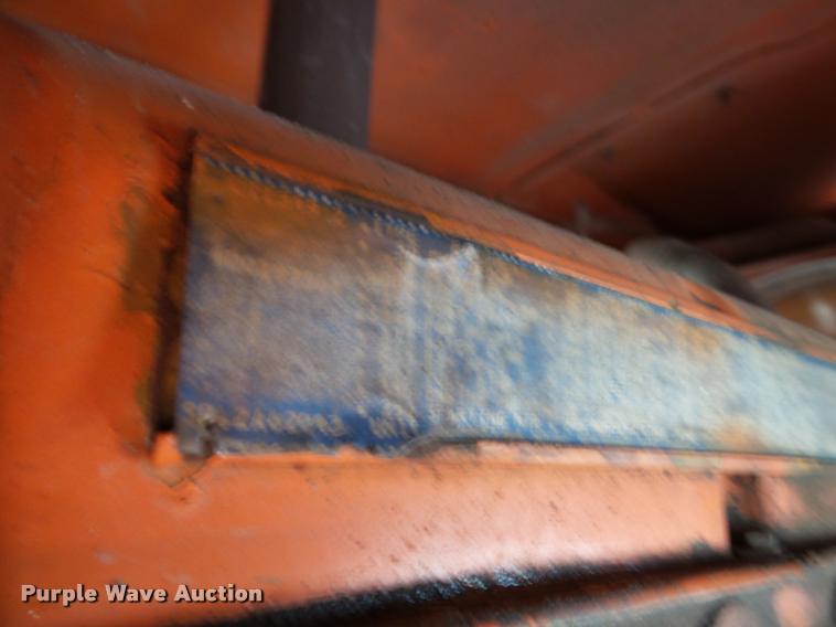 image for item DA7444 1981 Champion 710A motor grader