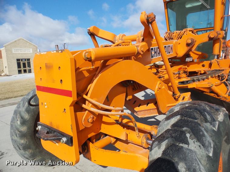 image for item DA7444 1981 Champion 710A motor grader