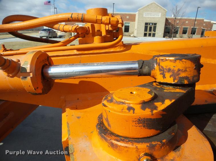 image for item DA7444 1981 Champion 710A motor grader