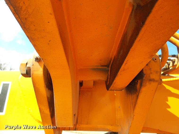 image for item DA7444 1981 Champion 710A motor grader