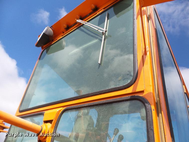 image for item DA7444 1981 Champion 710A motor grader