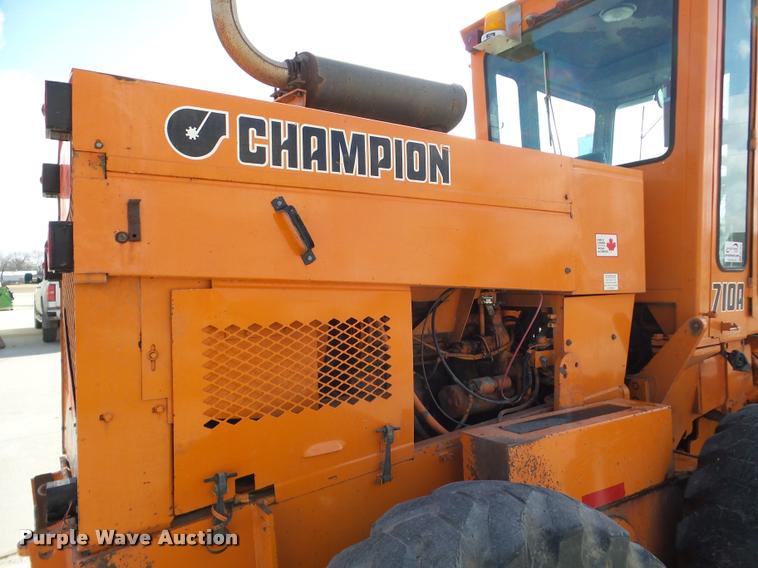 image for item DA7444 1981 Champion 710A motor grader