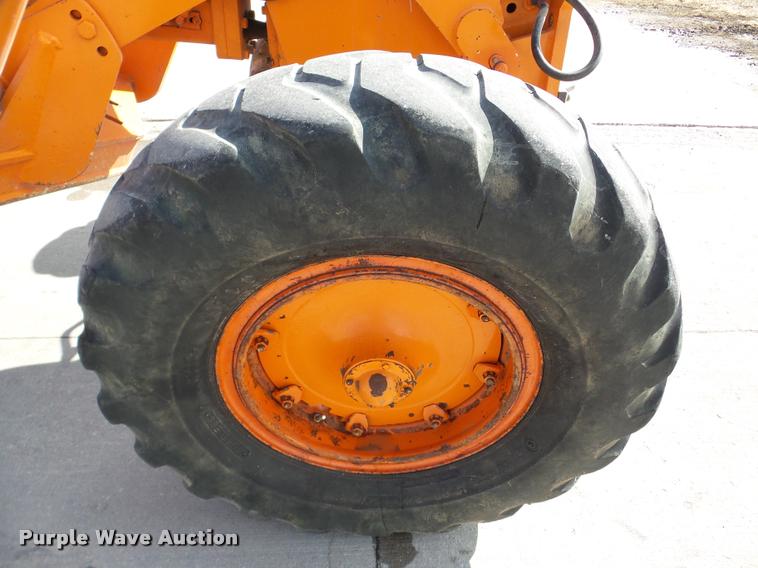 image for item DA7444 1981 Champion 710A motor grader