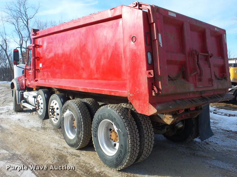 image for item DA7447 2008 Mack Vision dump truck