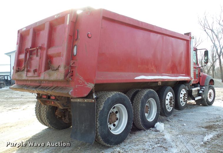 image for item DA7447 2008 Mack Vision dump truck
