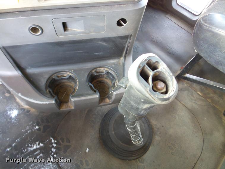 image for item DA7447 2008 Mack Vision dump truck