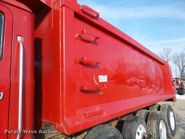 image for item DA7447 2008 Mack Vision dump truck