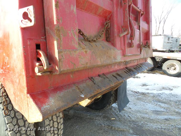 image for item DA7447 2008 Mack Vision dump truck