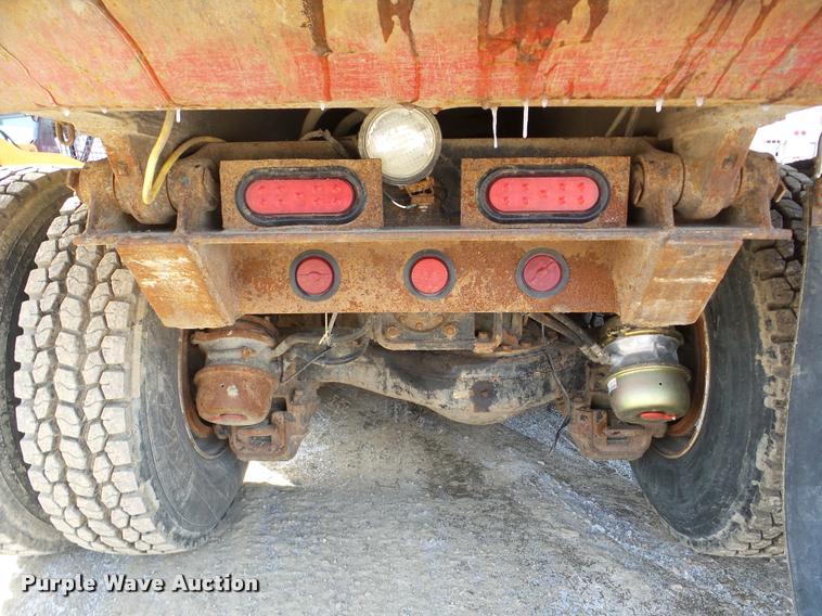 image for item DA7447 2008 Mack Vision dump truck