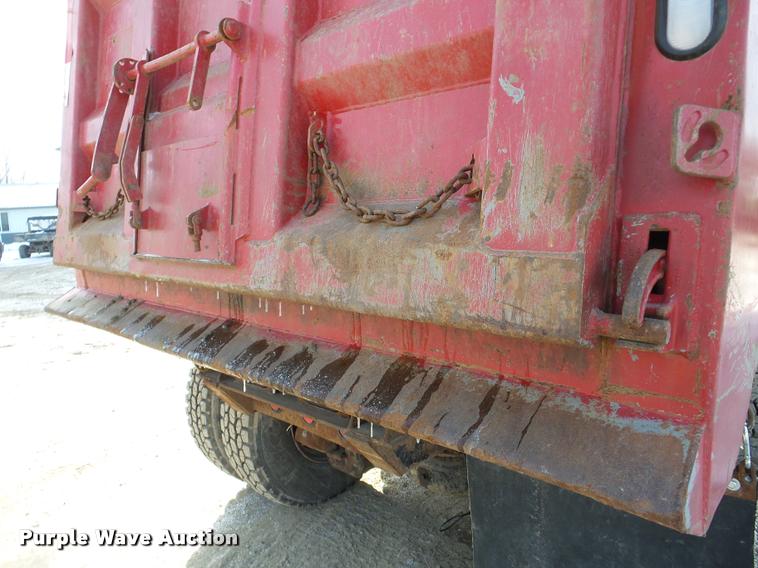 image for item DA7447 2008 Mack Vision dump truck