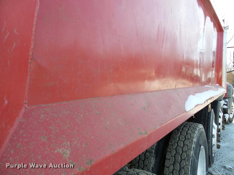 image for item DA7447 2008 Mack Vision dump truck