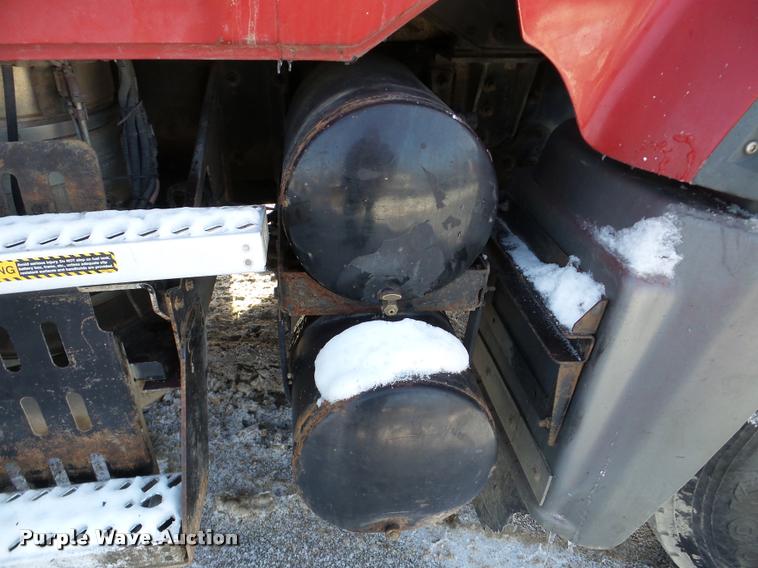 image for item DA7447 2008 Mack Vision dump truck