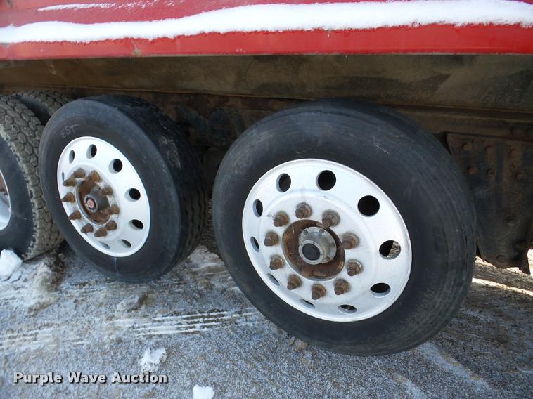 image for item DA7447 2008 Mack Vision dump truck