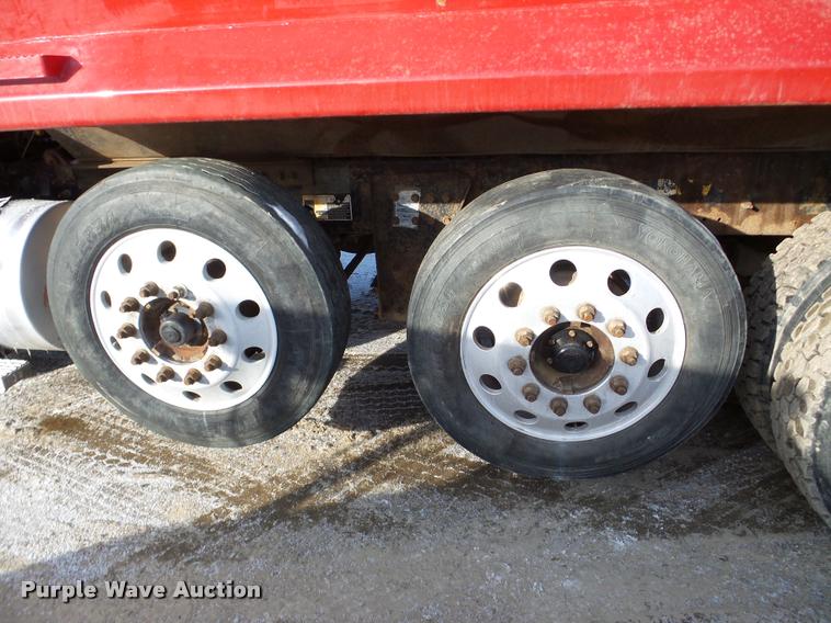 image for item DA7447 2008 Mack Vision dump truck