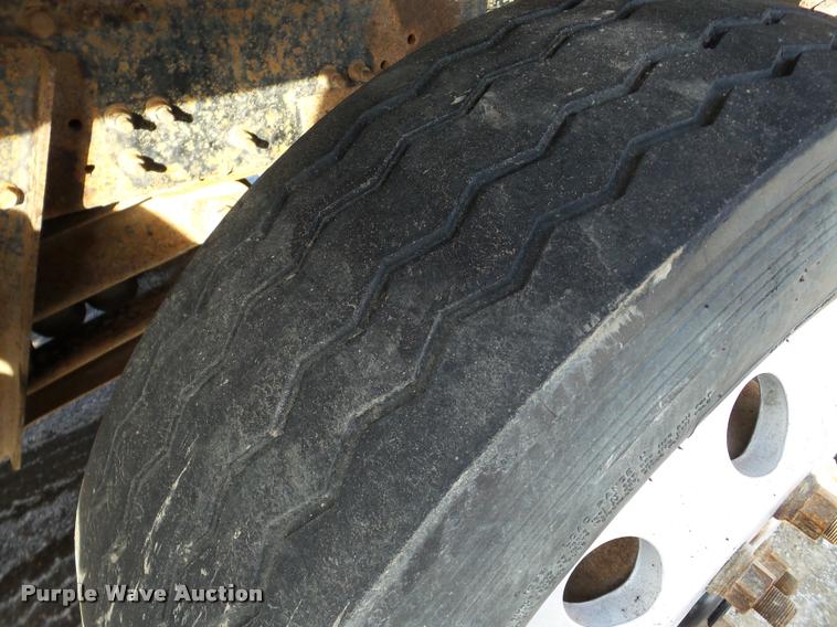 image for item DA7447 2008 Mack Vision dump truck