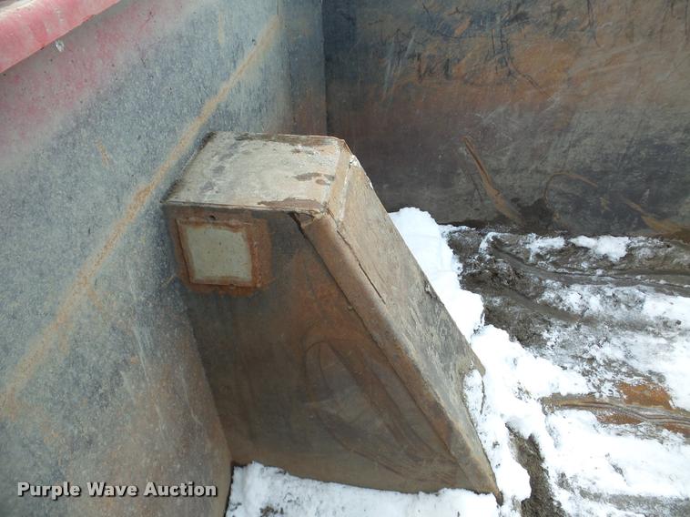 image for item DA7447 2008 Mack Vision dump truck