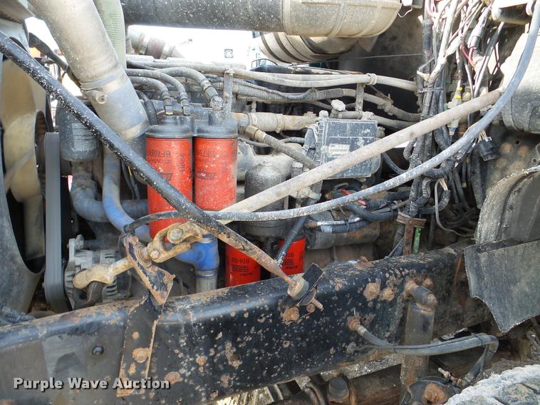 image for item DA7448 2003 Mack CL713 dump truck