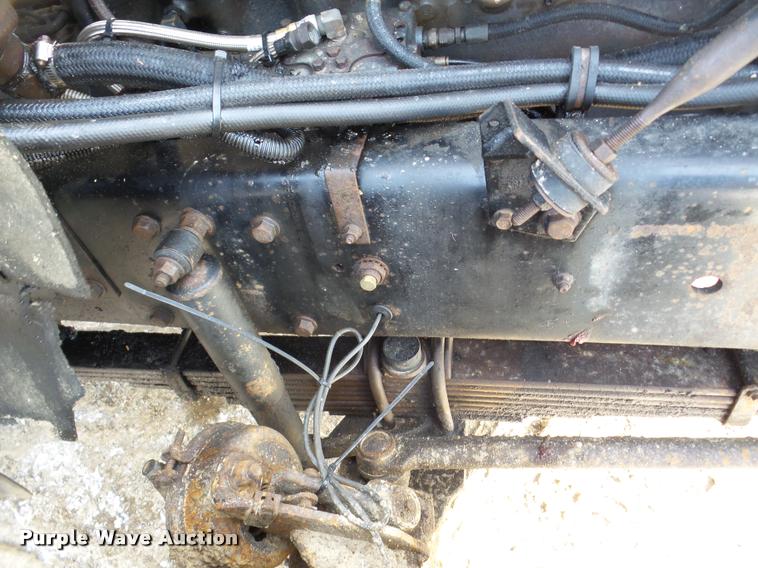 image for item DA7448 2003 Mack CL713 dump truck