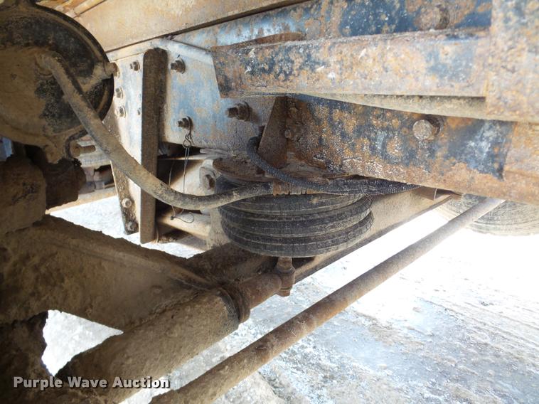 image for item DA7448 2003 Mack CL713 dump truck