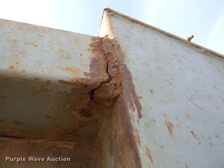 image for item DA7448 2003 Mack CL713 dump truck