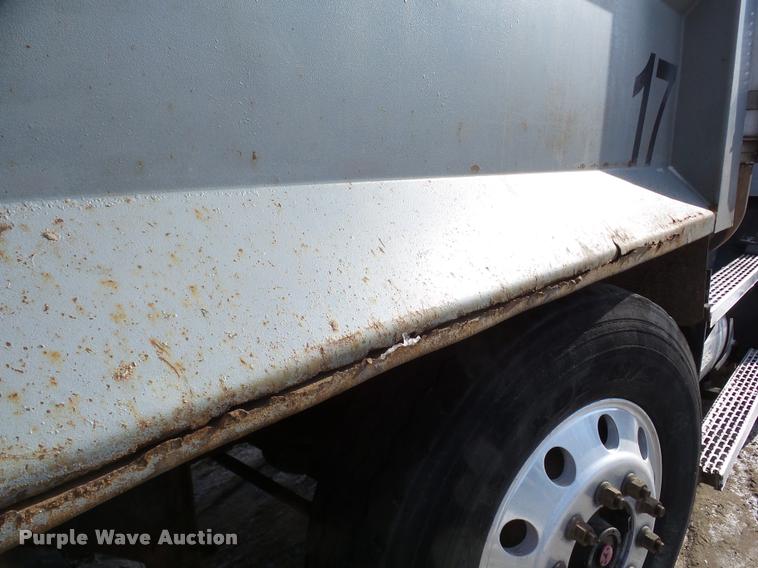 image for item DA7448 2003 Mack CL713 dump truck