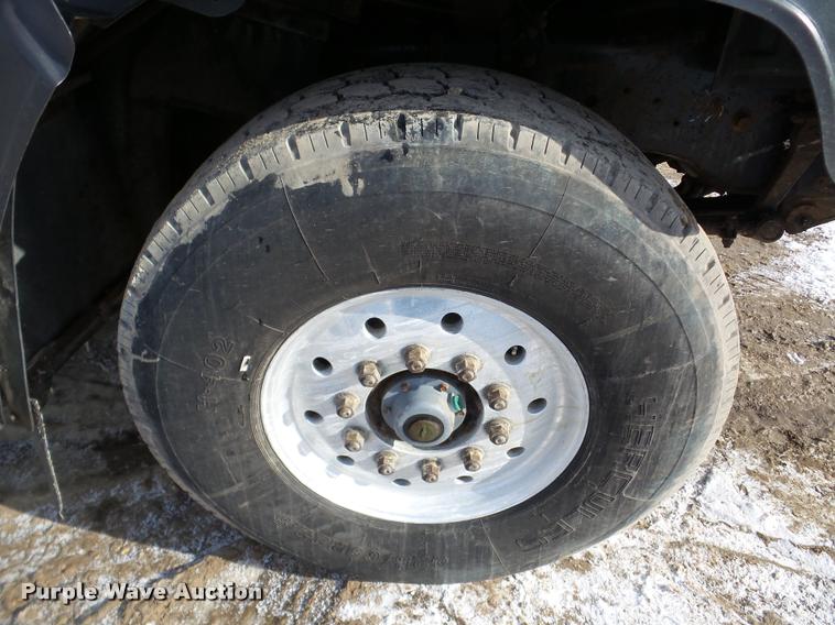 image for item DA7448 2003 Mack CL713 dump truck