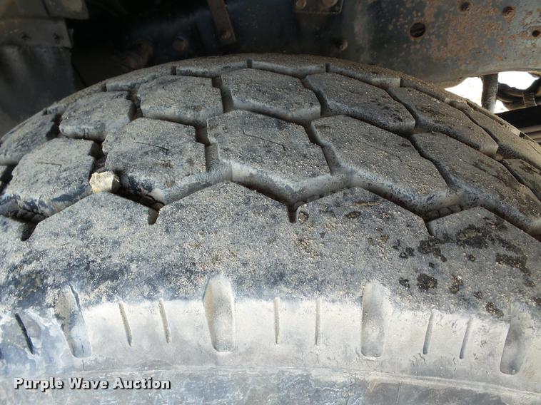 image for item DA7448 2003 Mack CL713 dump truck