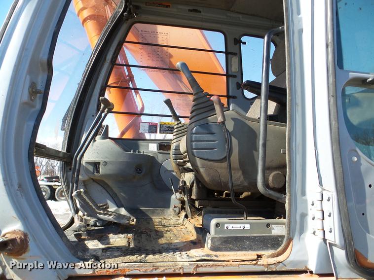 image for item DA7449 2000 Hitachi EX330LC excavator