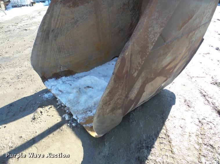 image for item DA7449 2000 Hitachi EX330LC excavator