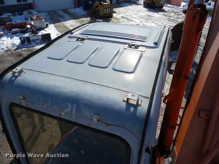 image for item DA7449 2000 Hitachi EX330LC excavator