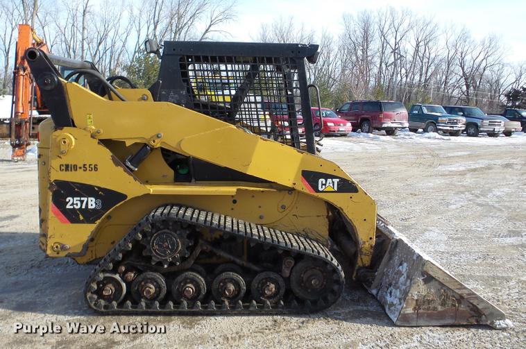 image for item DA7450 2010 Caterpillar 257B skid steer