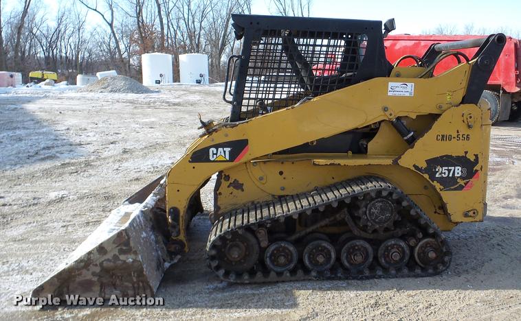 image for item DA7450 2010 Caterpillar 257B skid steer