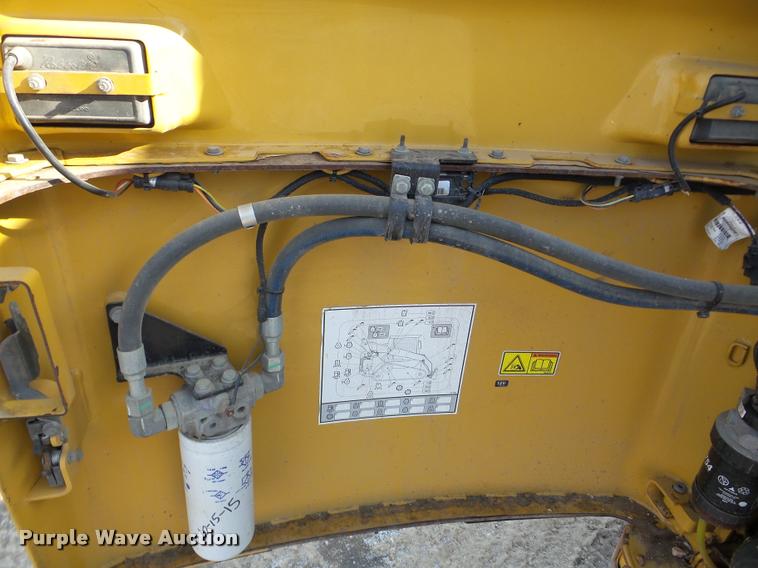 image for item DA7450 2010 Caterpillar 257B skid steer