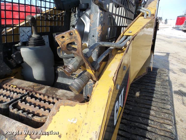 image for item DA7450 2010 Caterpillar 257B skid steer