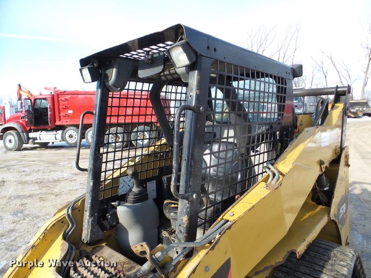 image for item DA7450 2010 Caterpillar 257B skid steer