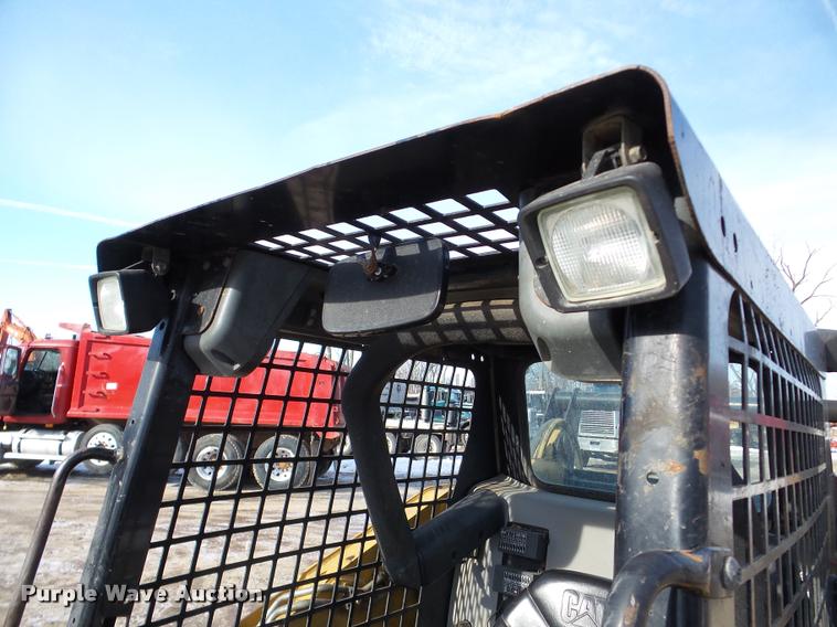 image for item DA7450 2010 Caterpillar 257B skid steer