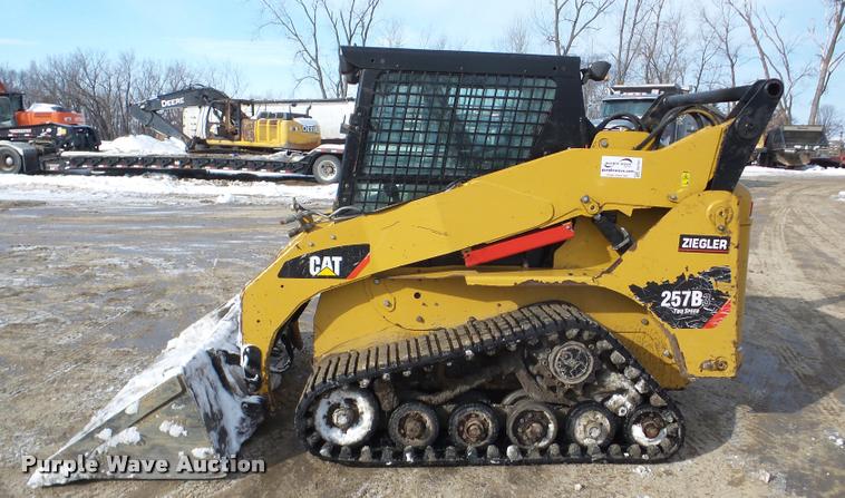 image for item DA7451 2012 Caterpillar 257B Series 3 skid steer