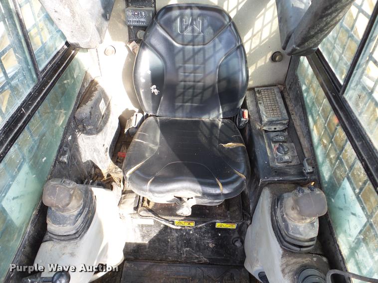 image for item DA7451 2012 Caterpillar 257B Series 3 skid steer