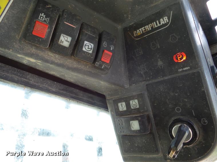 image for item DA7451 2012 Caterpillar 257B Series 3 skid steer