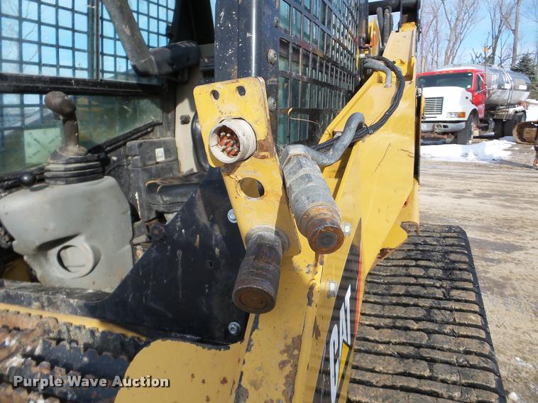 image for item DA7451 2012 Caterpillar 257B Series 3 skid steer