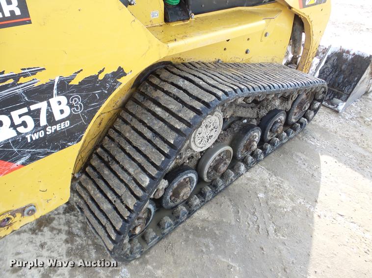 image for item DA7451 2012 Caterpillar 257B Series 3 skid steer
