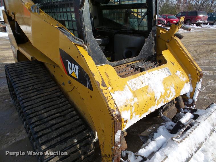 image for item DA7451 2012 Caterpillar 257B Series 3 skid steer